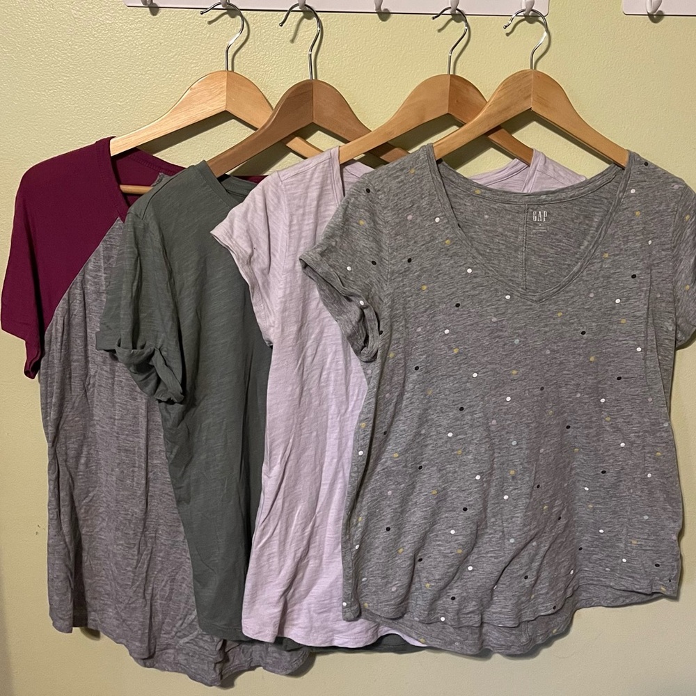 Set of 4 shirts-size medium
